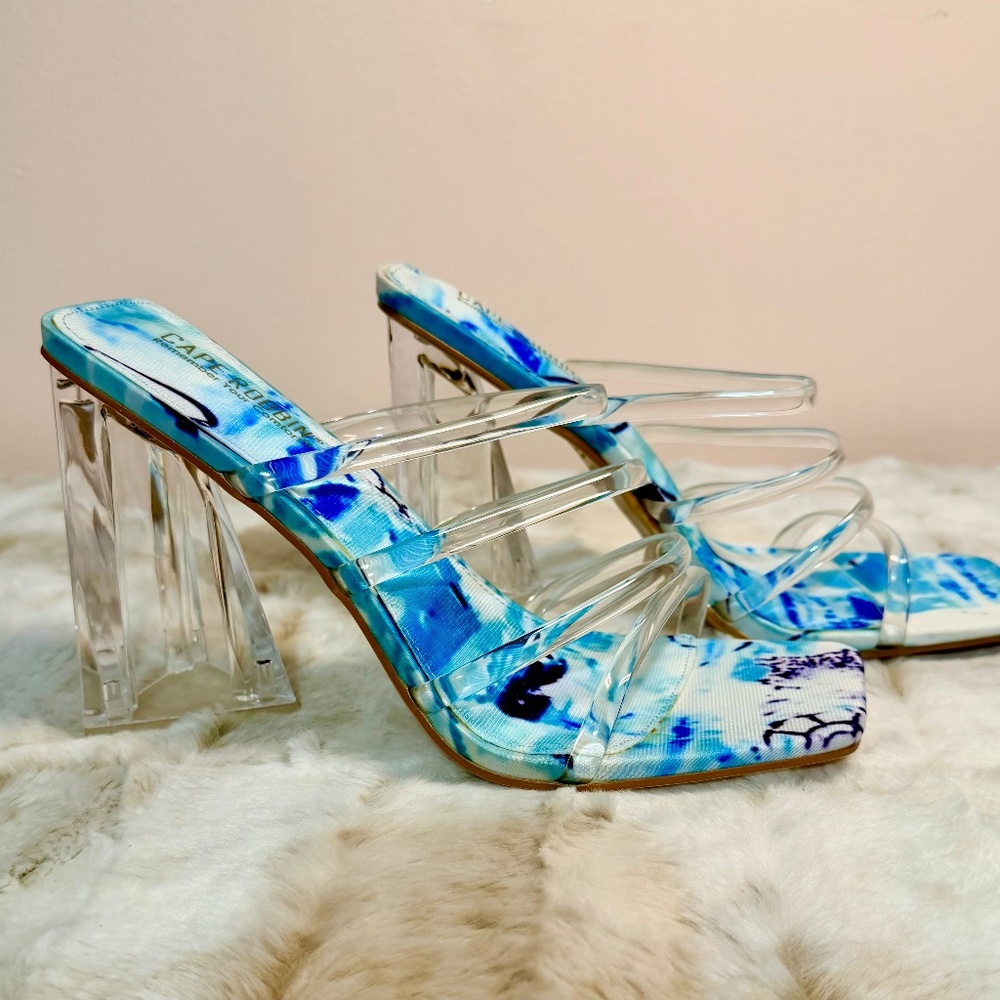 Cape Robbin 4.5" Marbled Blue & White Wedge Heel With 4 Clear Straps Sandal - Picture 7 of 11
